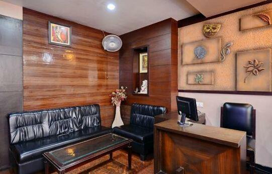 Hotel Simran Regency - Photo2