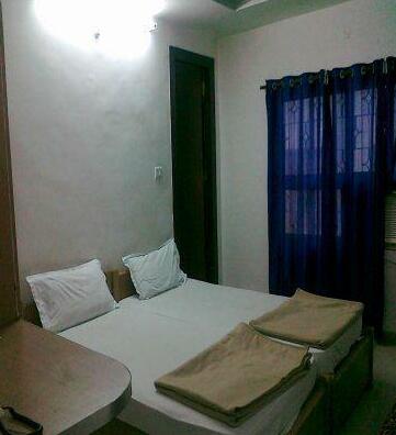 Vishwas Hotel - Photo2