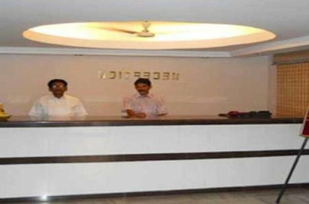 Hotel Rathna Palace - Photo2