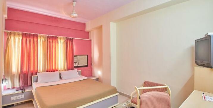 Hotel Aditya - Photo2