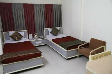 Hotel Aditya - Photo4
