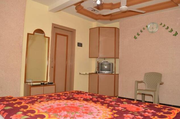 Hotel Ashwin & Guest House - Photo5