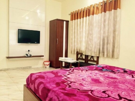 Hotel Bhakti Rajkot - Photo4