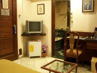 Hotel KK International - Photo3