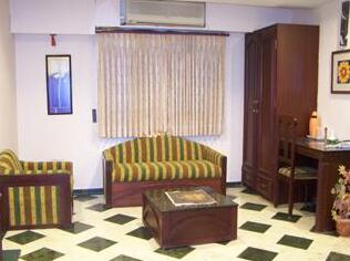 Hotel KK International - Photo4
