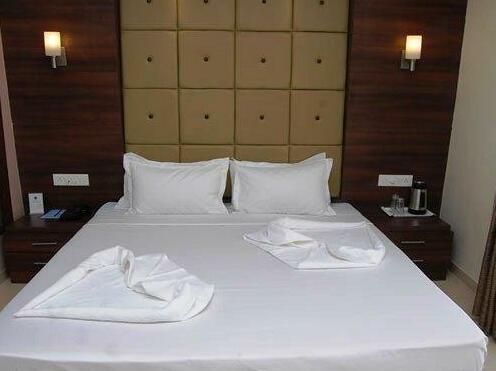Hotel Leo Inn - Photo5