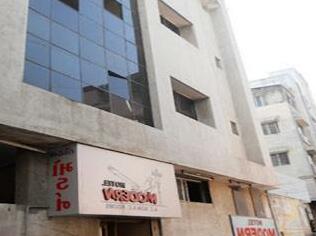 Hotel Modern Rajkot