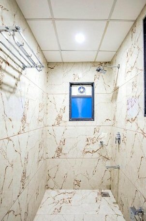 Hotel Nexus Rajkot - Photo2