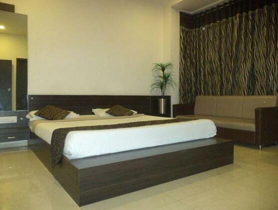 Hotel Park Inn Rajkot - Photo2