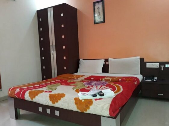 Hotel Ravi Raj Palace - Photo2