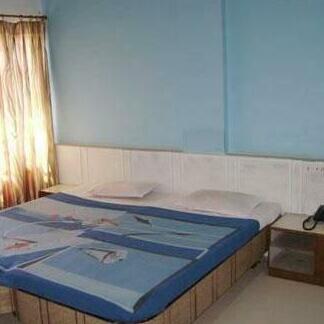 Hotel Samrat International