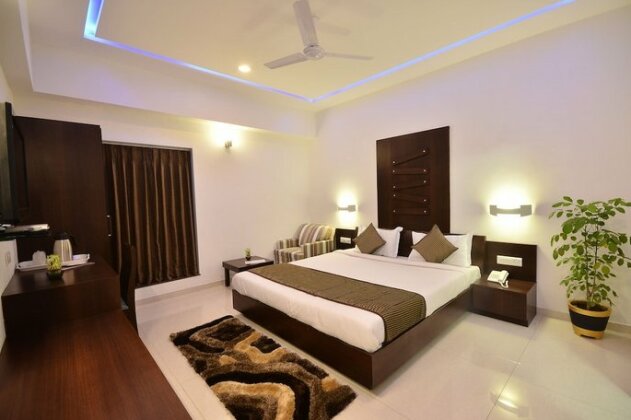 Hotel The Sentosa - Photo2