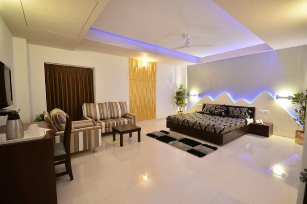 Hotel The Sentosa - Photo5