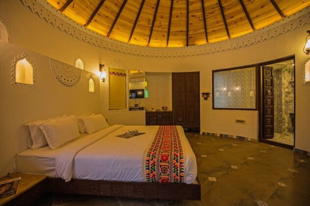 Nirali Resorts - Photo2