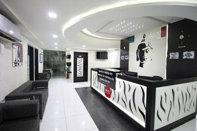 OYO 1319 Hotel Paramount Inn - Photo4