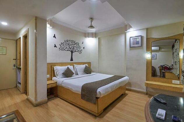 OYO 1341 Hotel Royal Inn - Photo5