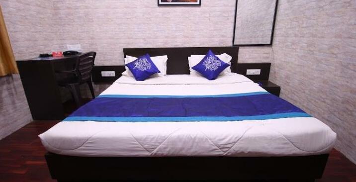 OYO 1345 Hotel S K - Photo3