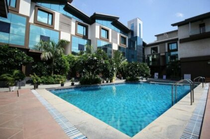 OYO 1968 Hotel Krishna Park Resort