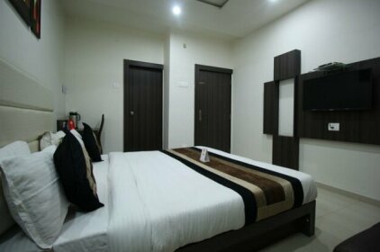 OYO 6840 Hotel City Inn