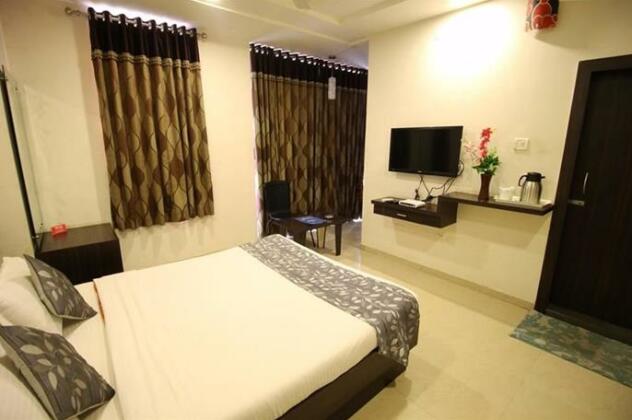 OYO Rooms Phulchhab Chowk II - Photo5