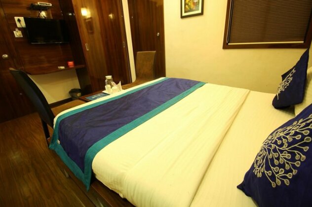 OYO Rooms Race Course Ring Road - Photo3