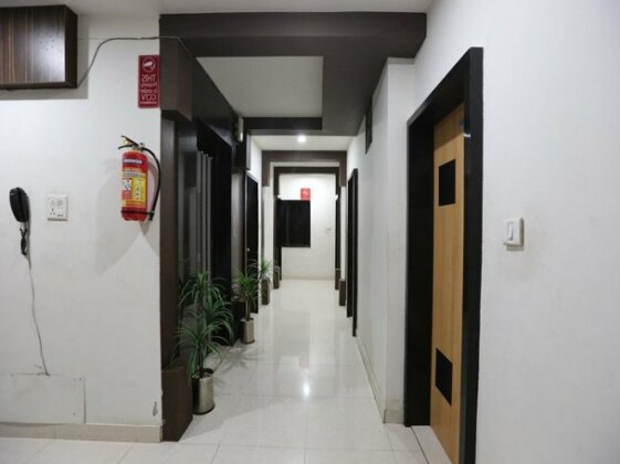 OYO Rooms Trikon Baug - Photo3