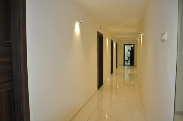 Shivdhara Hotel & Residence - Photo3