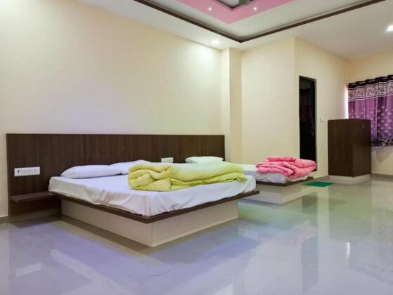 Hotel Plaza Inn Rajpipla - Photo3