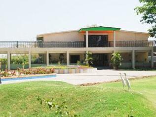 Narmada Nihar Resort - Photo2