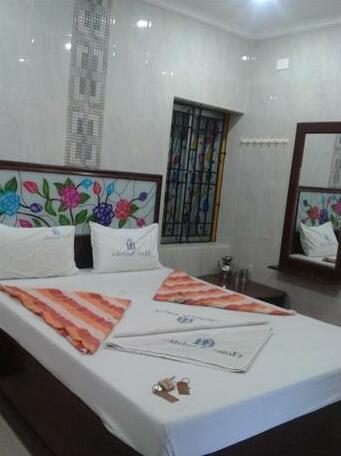 Ambika Lodge - Photo4