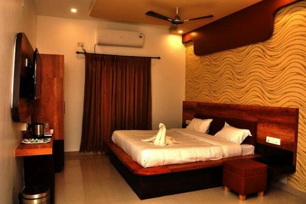 Hotel SDM Golden Tower - Photo4
