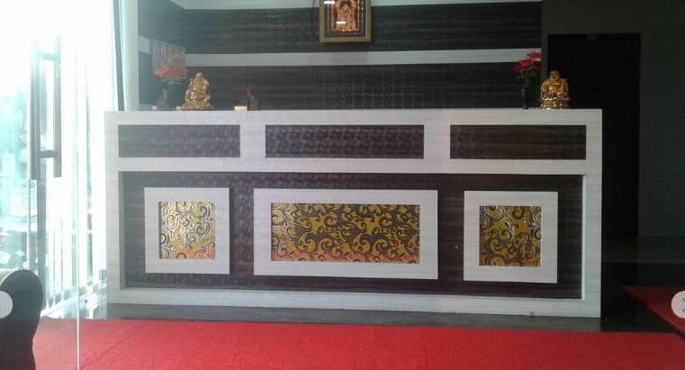 Hotel Sr Residency - Photo2