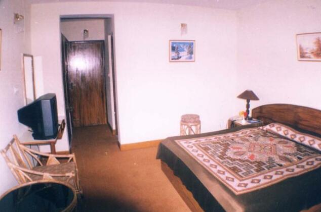 Kumaon Roop Resort - Photo2