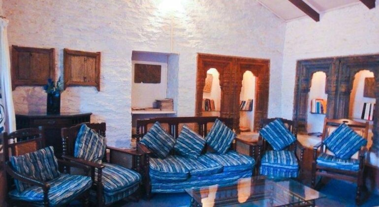 Neemrana's - Ramgarh Bungalows - Photo2