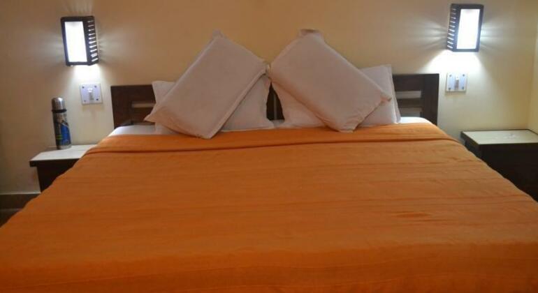  Photo 4