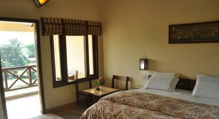 Corbett Jungle Village Resort - Photo4