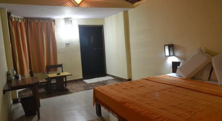 Corbett Jungle Village Resort - Photo5