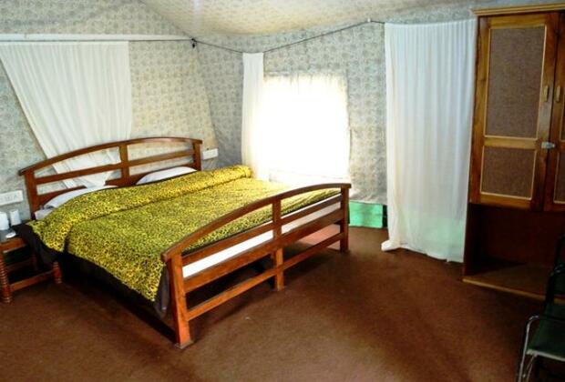 Corbett Machaan Resort - Photo2