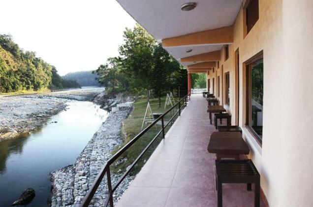 Corbett Riverside Resort Ramnagar
