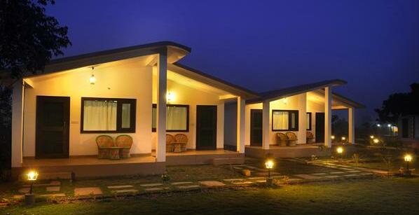 Corbett Woods Resort - Photo3