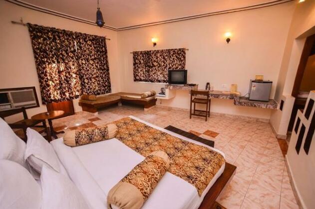 Kanwhizz Hum Tum Resort - Photo3