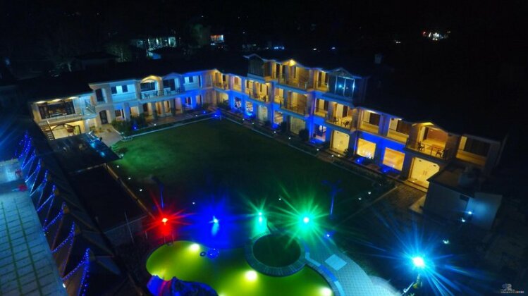 La Bellevue Club & Resort - Photo2