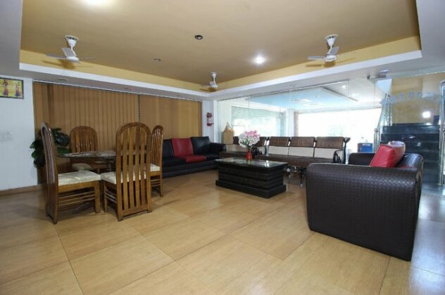 OYO 23515 Shagun Hotel - Photo3