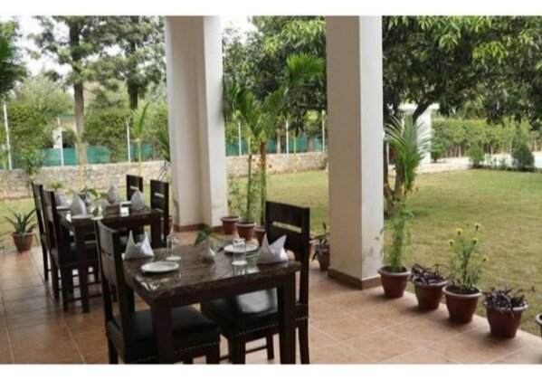 Riverside Resort in Lap of Nature - Photo5