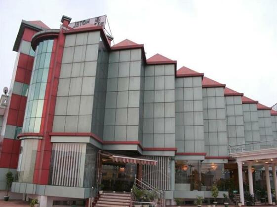 Hotel Padmini Palace Rani Pokhri