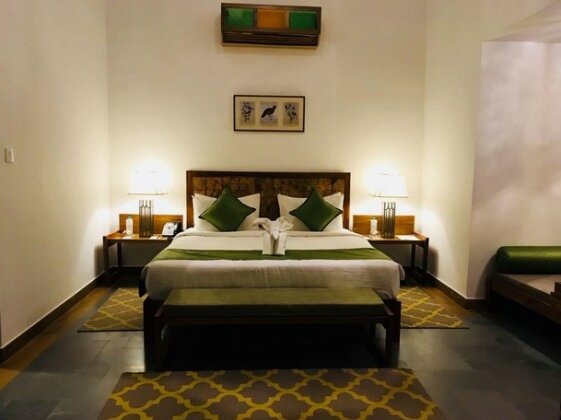 Lebua Corbett - Photo3