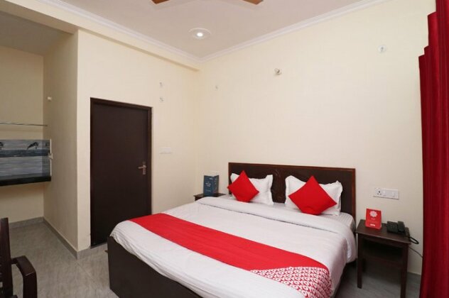 OYO 29072 Hotel Midway - Photo3