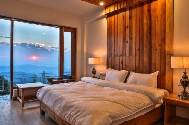 Summit Stonewood Hotel - Photo3