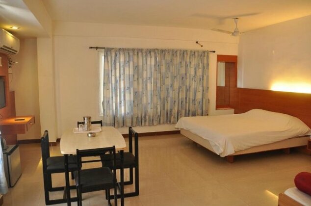 Hotel Shanthi Inn - Photo3