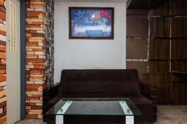 OYO 45905 Prince Palace - Photo2